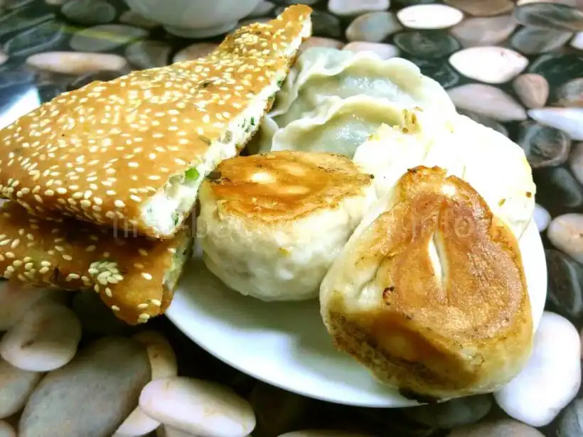 香港の上海飽餃店のパンと餃子とか