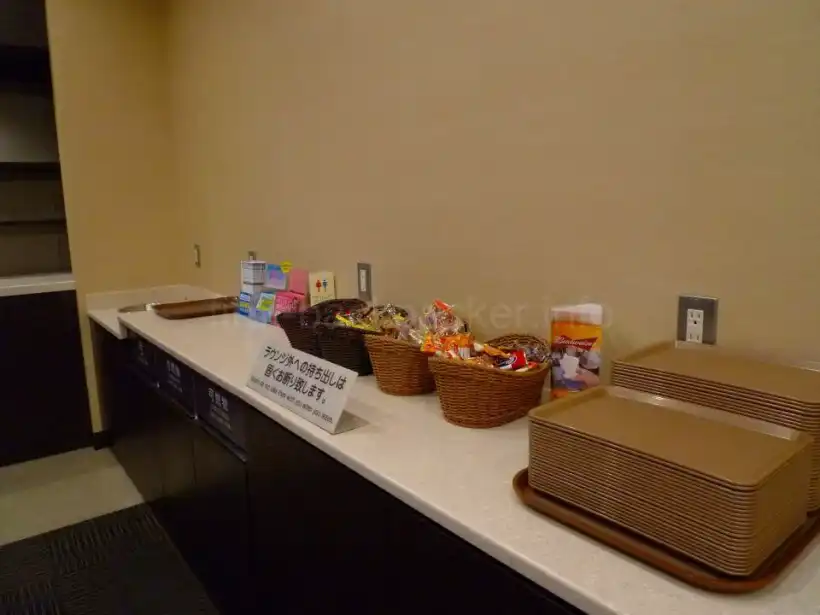 中部国際空港セントレアの第2プレミアムラウンジの食べ物