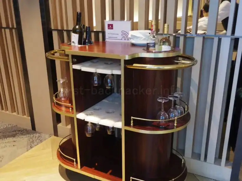 台北桃園空港（第2ターミナル）プラザ・プレミアム・ラウンジZONE Aアルコール類