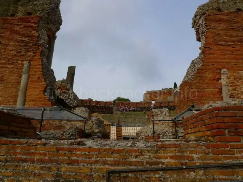 イタリア・タオルミーナのテアトロの舞台裏