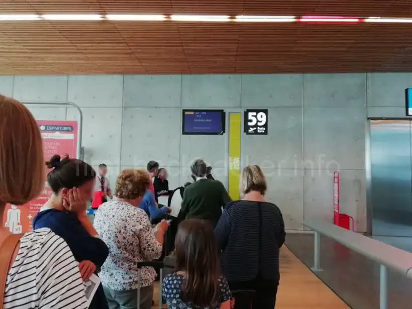 easyJetの搭乗風景