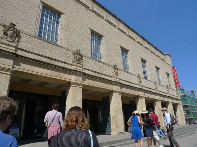 オックスフォード ウェストン図書館