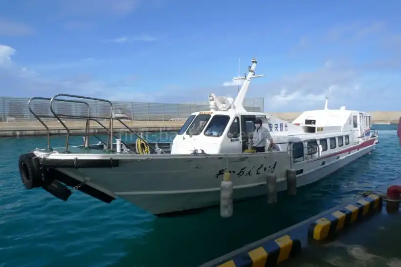 波照間島・安栄観光の高速船