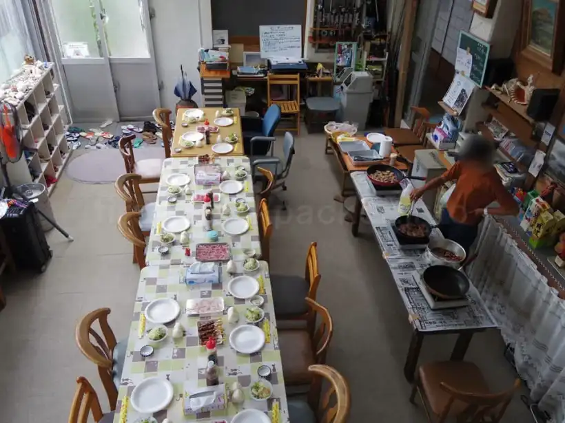 阿嘉島の民宿さくばるのバーベキューパーティー