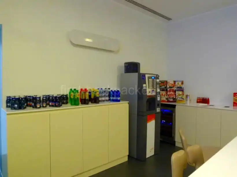 ミラノ ベルガモ空港VIPラウンジのドリンク