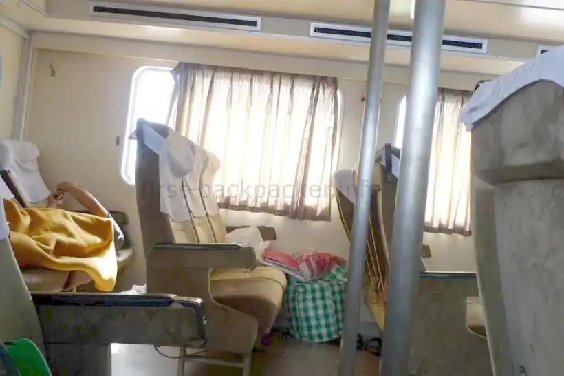 カーフェリーはてるま・椅子席