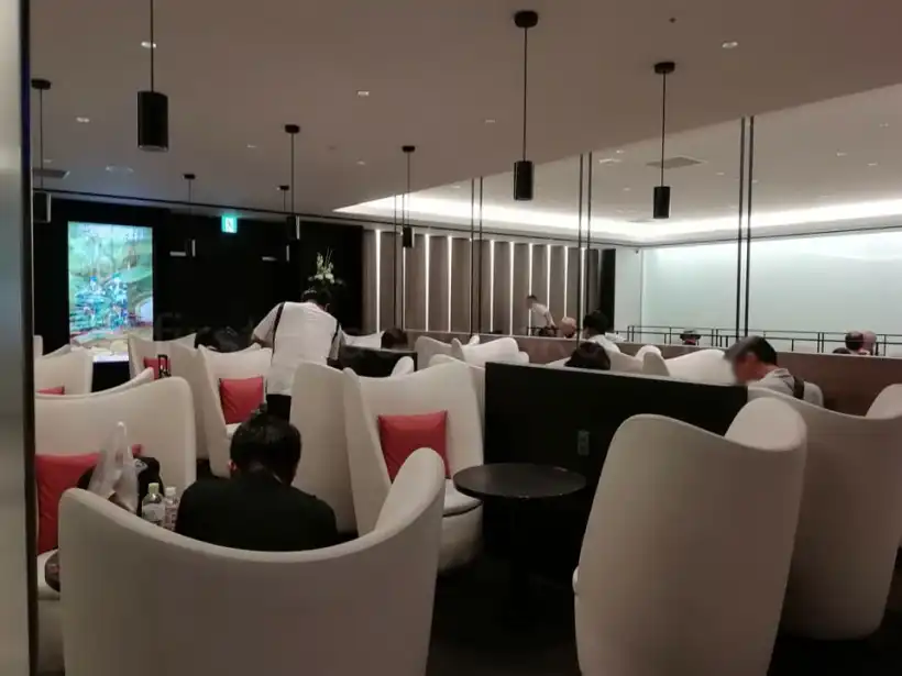 中部国際空港・プレミアムラウンジ セントレアの座席
