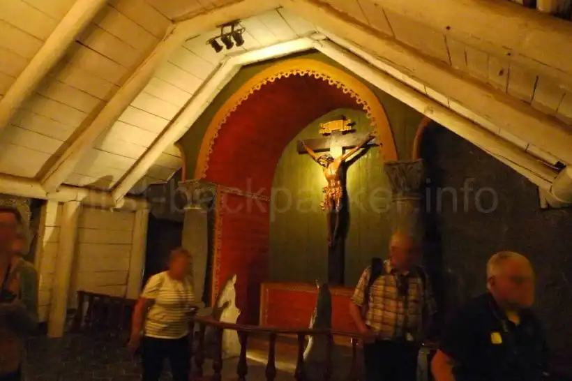 ヴィエリチカ岩塩坑の礼拝堂