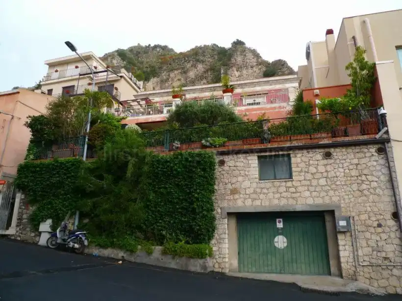 タオルミーナHostel Taorminaの全景