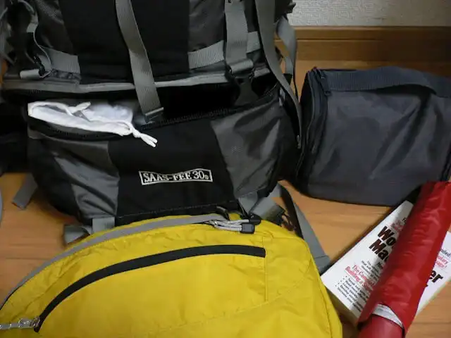 30Lバックパックに入れたもの