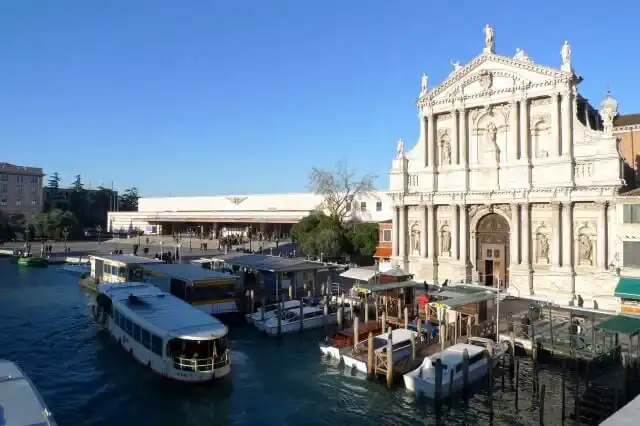 ベネチアのサンタ・ルチア駅