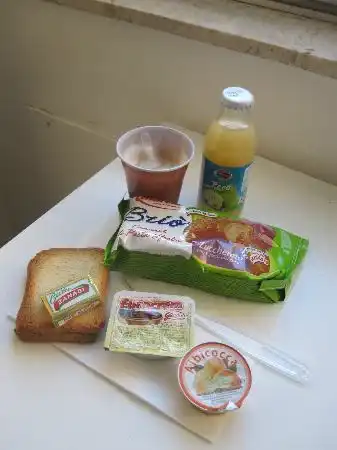 ミラノ ソフィアホステルの朝食