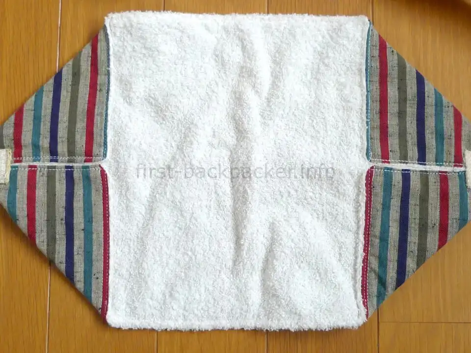 飛行機移動を快適にするためのフットレストを自作してみた