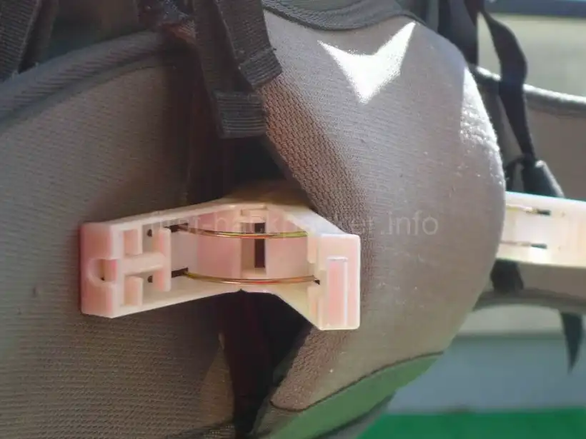 バックパックの腰サポーターの干し方