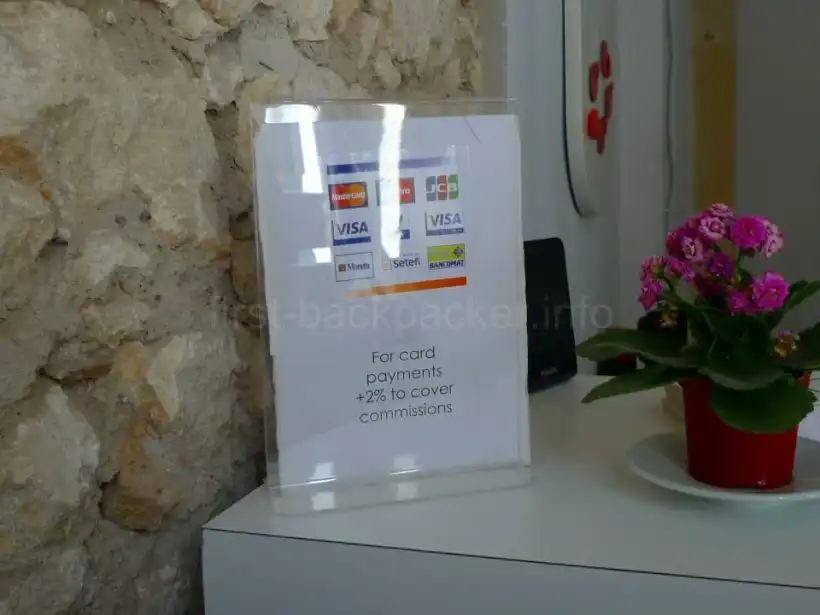 シラクーサLOL hostelのクレジットカード手数料