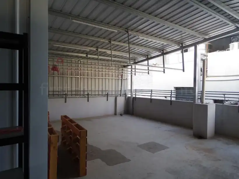 台南・草祭二手書店Cao Ji Book Innの女子ドミトリー棟の物干しスペース