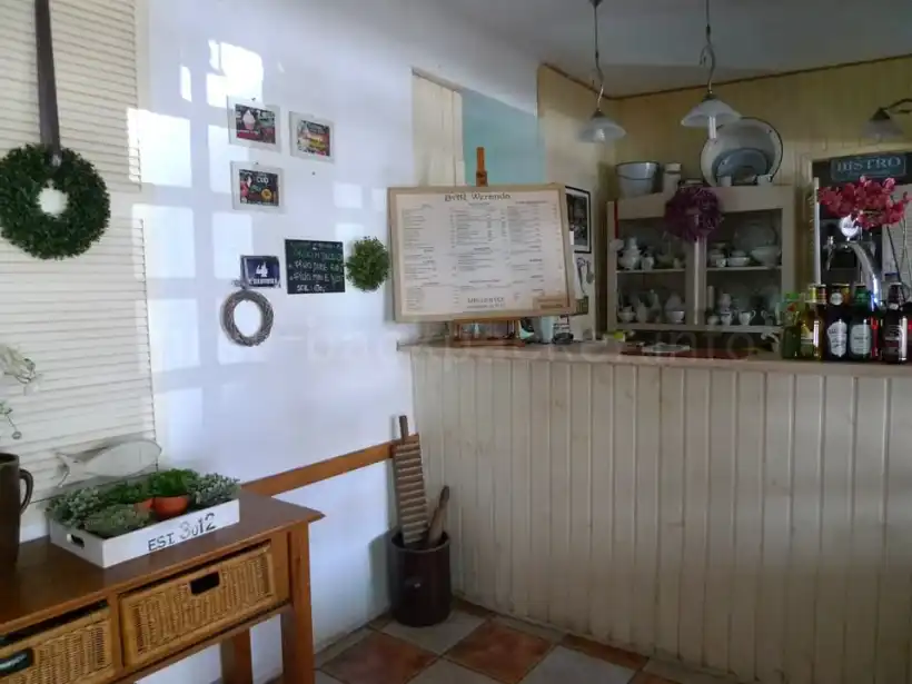 カジミエシュ・ドルニのBar Werandanaの注文カウンター