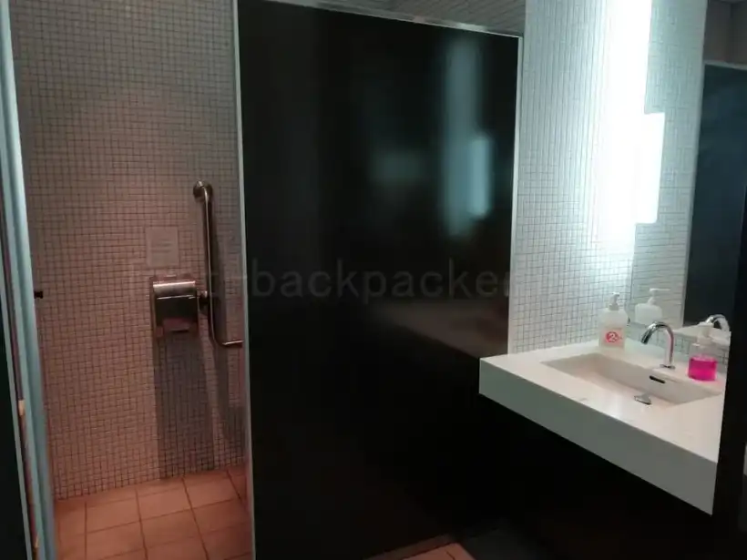 那覇空港のラウンジ華・お手洗い