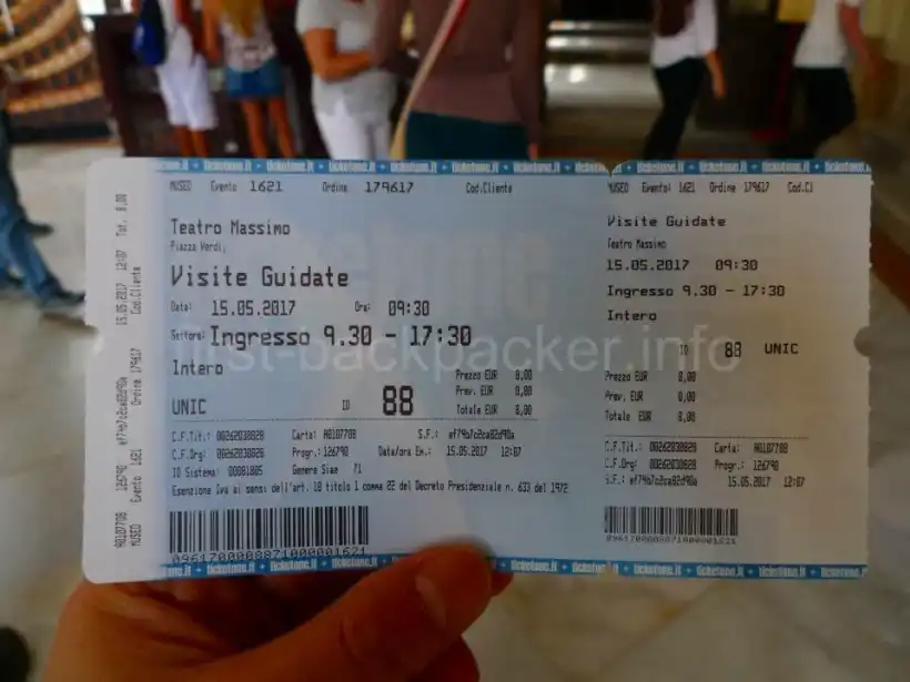 パレルモのマッシモ劇場のガイドツアーのチケット