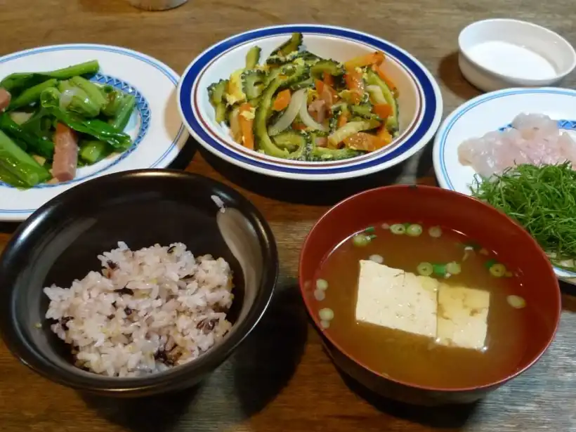 波照間島・あがた村の夕食