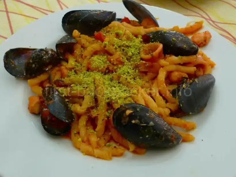 イタリア・ノートのトラットリア「デル・カルミーレ」のbusiate al pesto trapanese