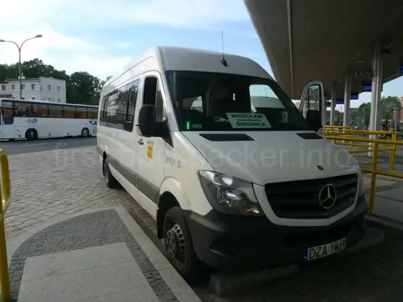 シフィドニツァからヴロツワフ行きのバス