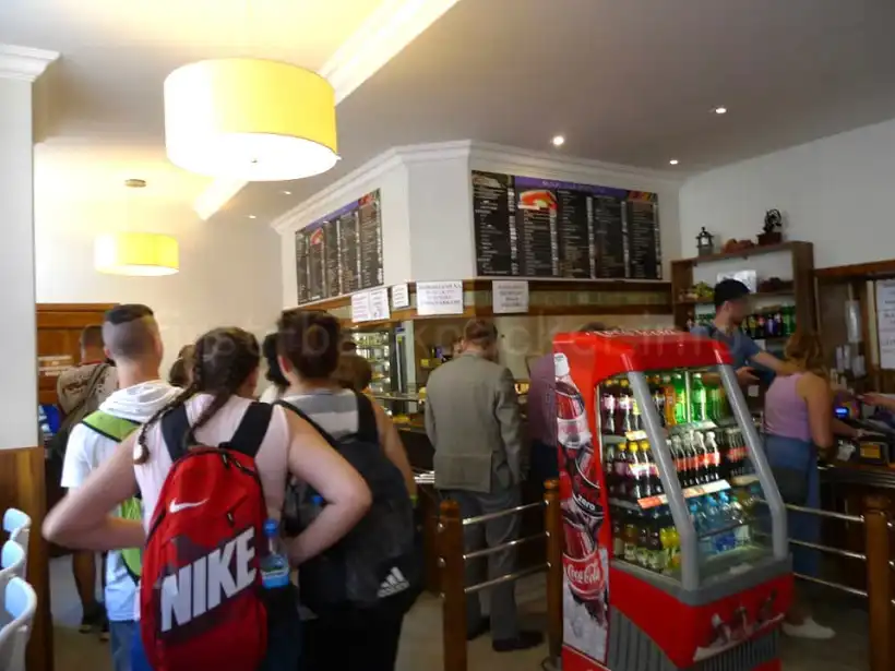 グダニスクNeptun Bar店内