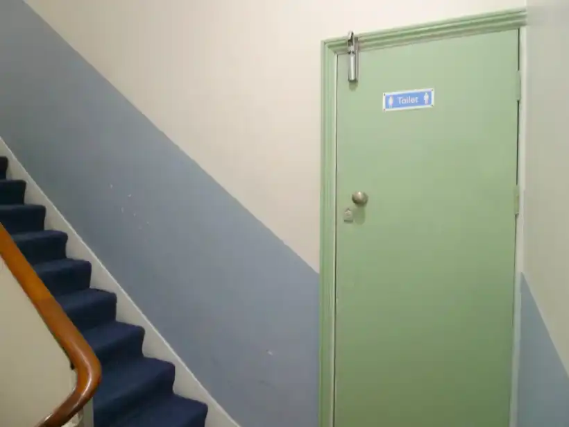 ロンドン アスターホステルのトイレ