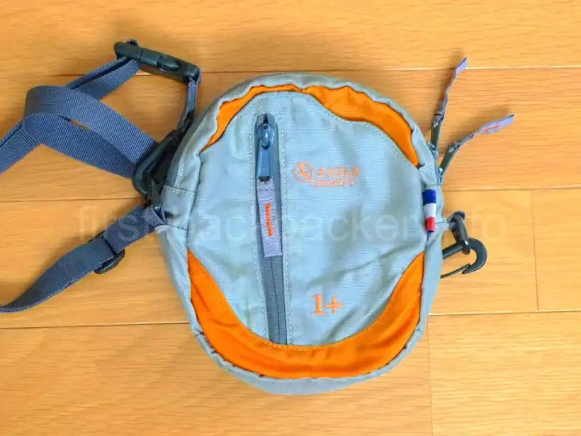 Aigleのサコッシュ