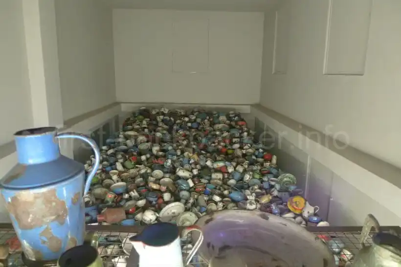 アウシュヴィッツ・囚人の食器類