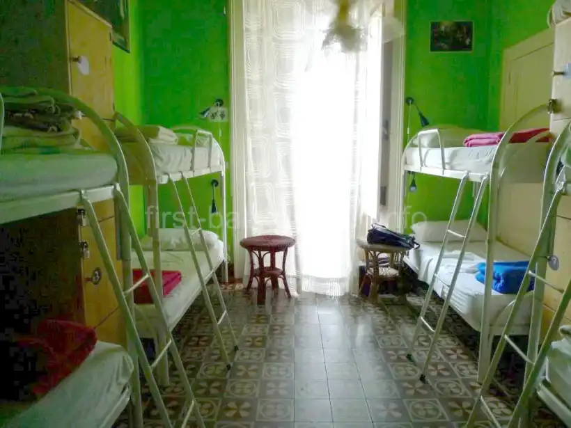 タオルミーナHostel Taorminaの女子ドミトリー