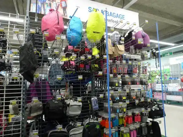 デカトロンの旅行グッズ