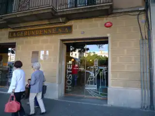 【宿泊レポ】Equity Point Hostel Girona - スペイン・ジローナ