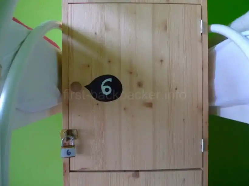 タオルミーナHostel Taorminaのロッカー