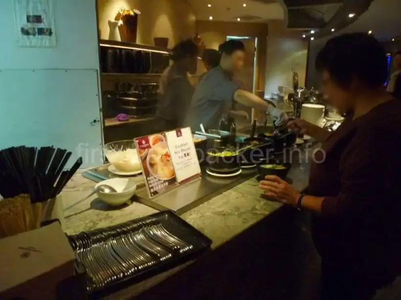 香港国際空港 プラザ・プレミアム・ラウンジのラーメンコーナー