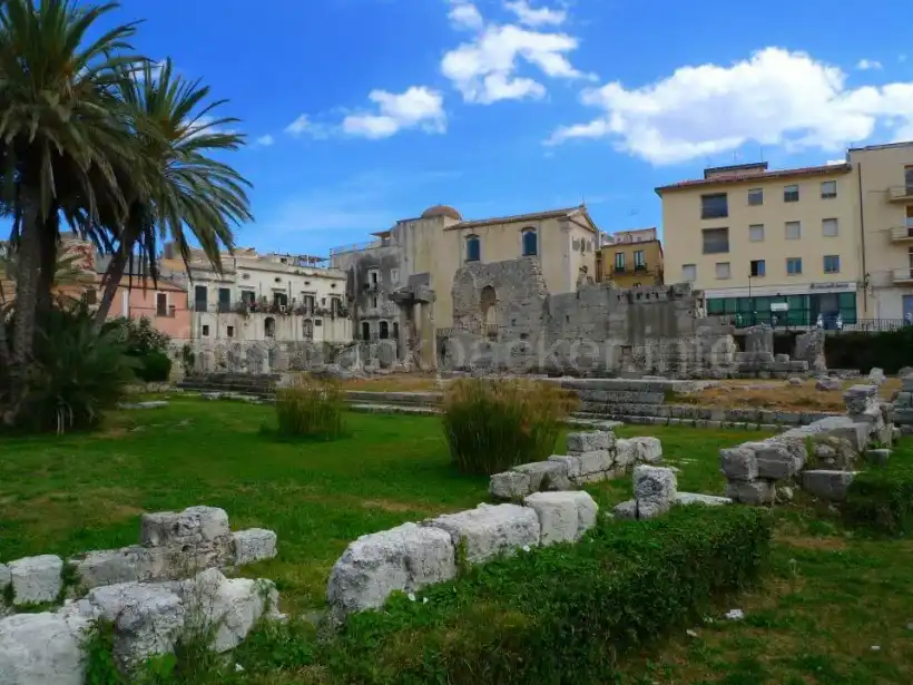 シラクーサのアポロ神殿