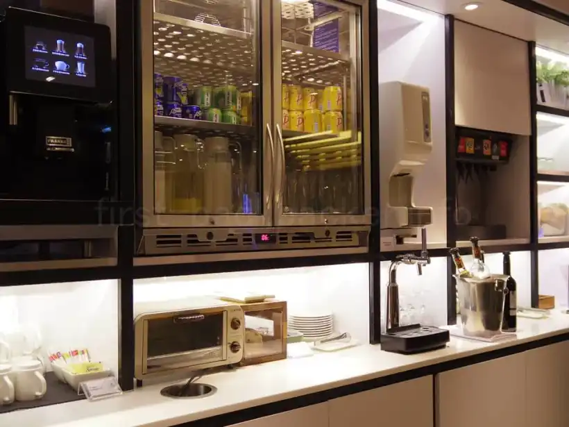 台北桃園空港（第1ターミナル）プラザ・プレミアム・ラウンジZONE Dのドリンク類