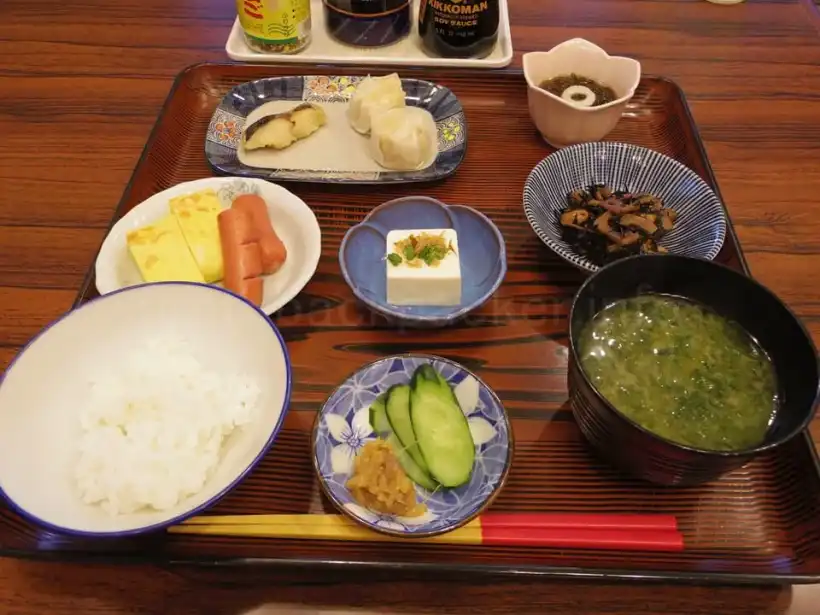 渡嘉敷島の民宿ゆうなぎ荘の朝食