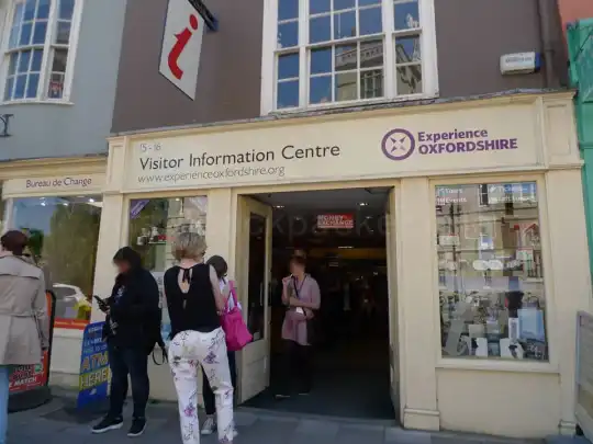 【海外旅行】現地でツアー参加!申し込みのポイントや注意点とは?