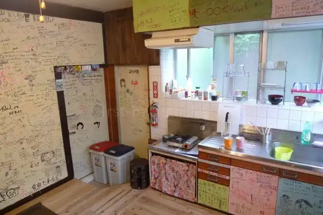 ゲストハウス・ボーダーのキッチン・ダイニングルーム