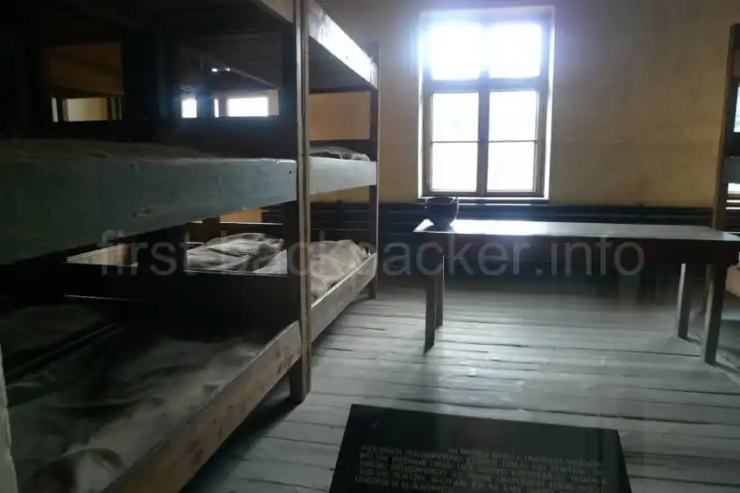 アウシュヴィッツ・囚人部屋