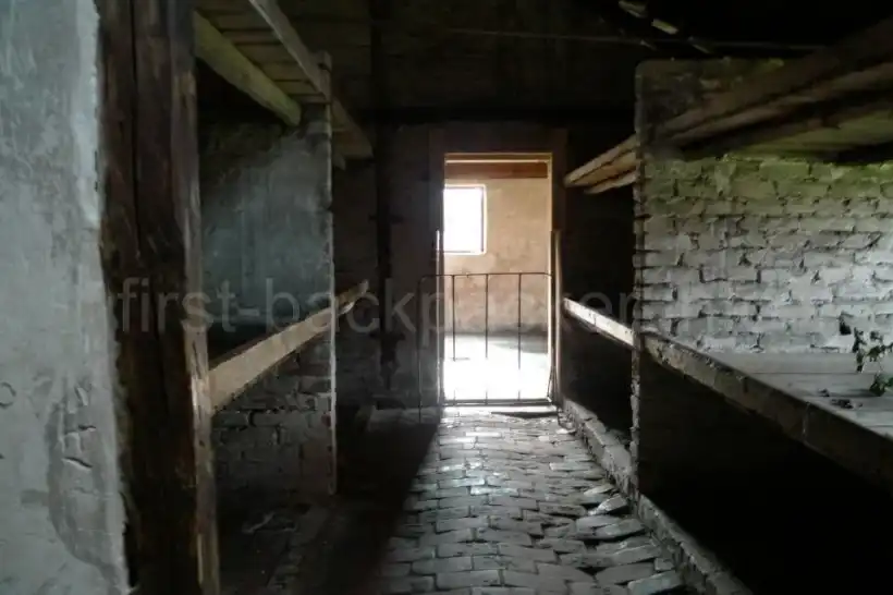 ビルケナウ収容所のベッド