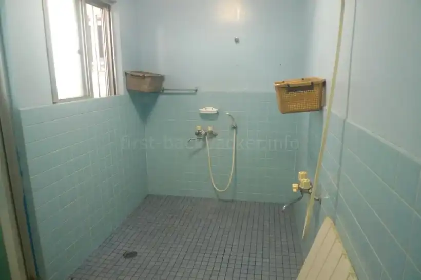 西表島・民宿やまねこのシャワー室