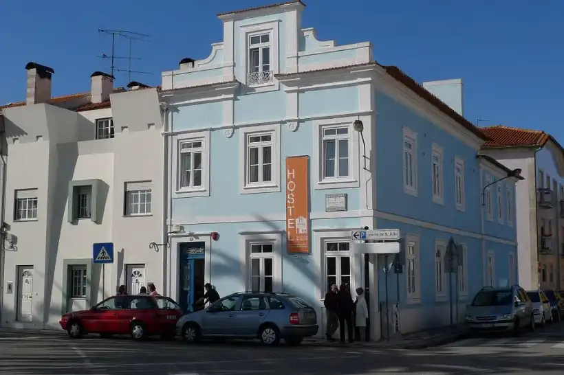 Aveiro Rossio Hostelの外観