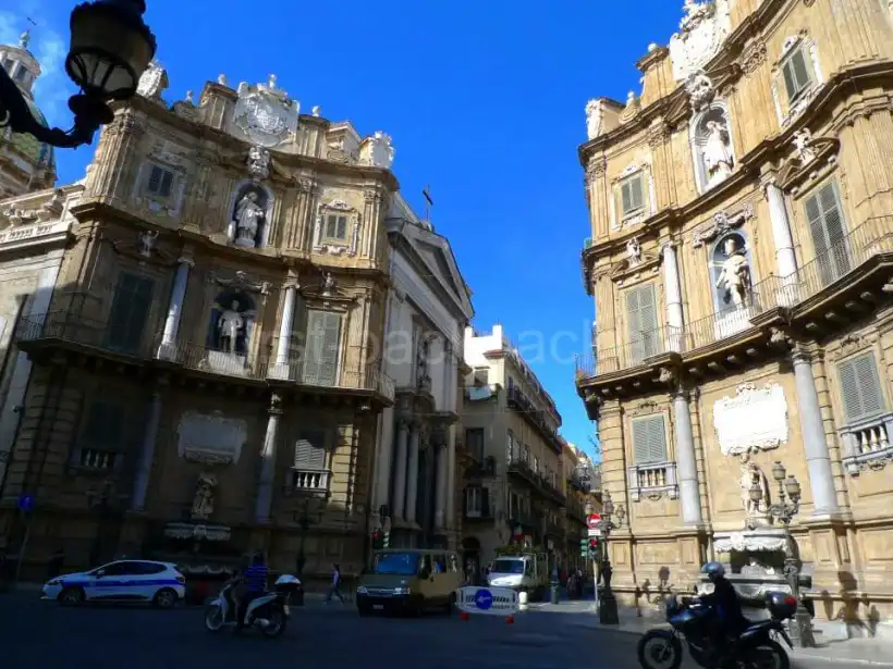 パレルモのクアトロ・カンティ