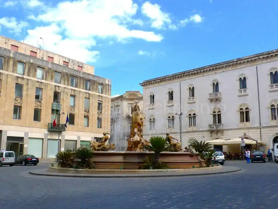 【シチリア旅行記】シラクーサの旧市街を観光!地下道とカラバッジョが意外と良かったよ