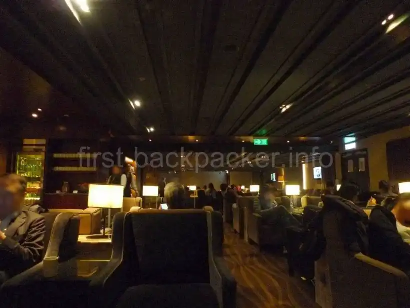 香港国際空港 プラザ・プレミアム・ラウンジの中