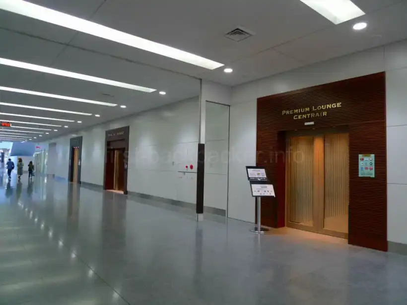 セントレア・プレミアムラウンジの入り口