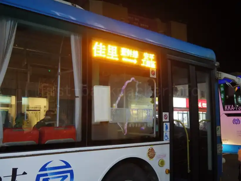 台南 藍幹線のバス（上り）