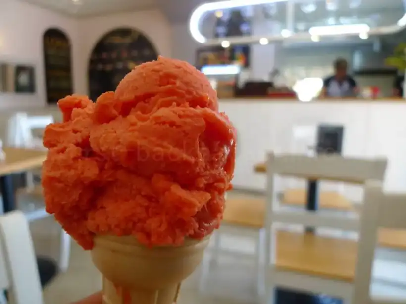 カジミエシュ・ドルニのLODYのアイスクリーム